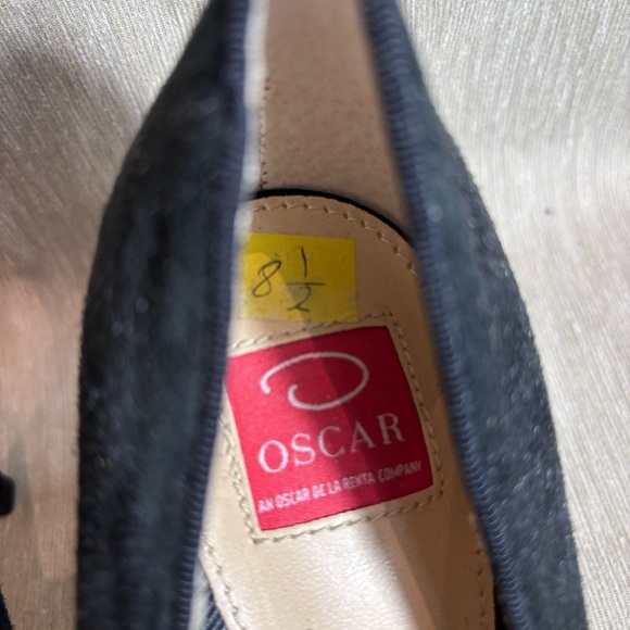 OSCAR DE LA RENTA Sz 8.5 Beaded Toe Cap Classic Festive Pump Designer Shoes - Picture 4 of 10